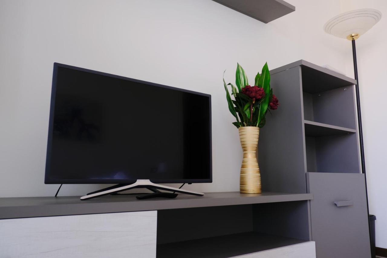 Best Way Rent - Elegante Loft Con Terrazzo Milano Exteriör bild