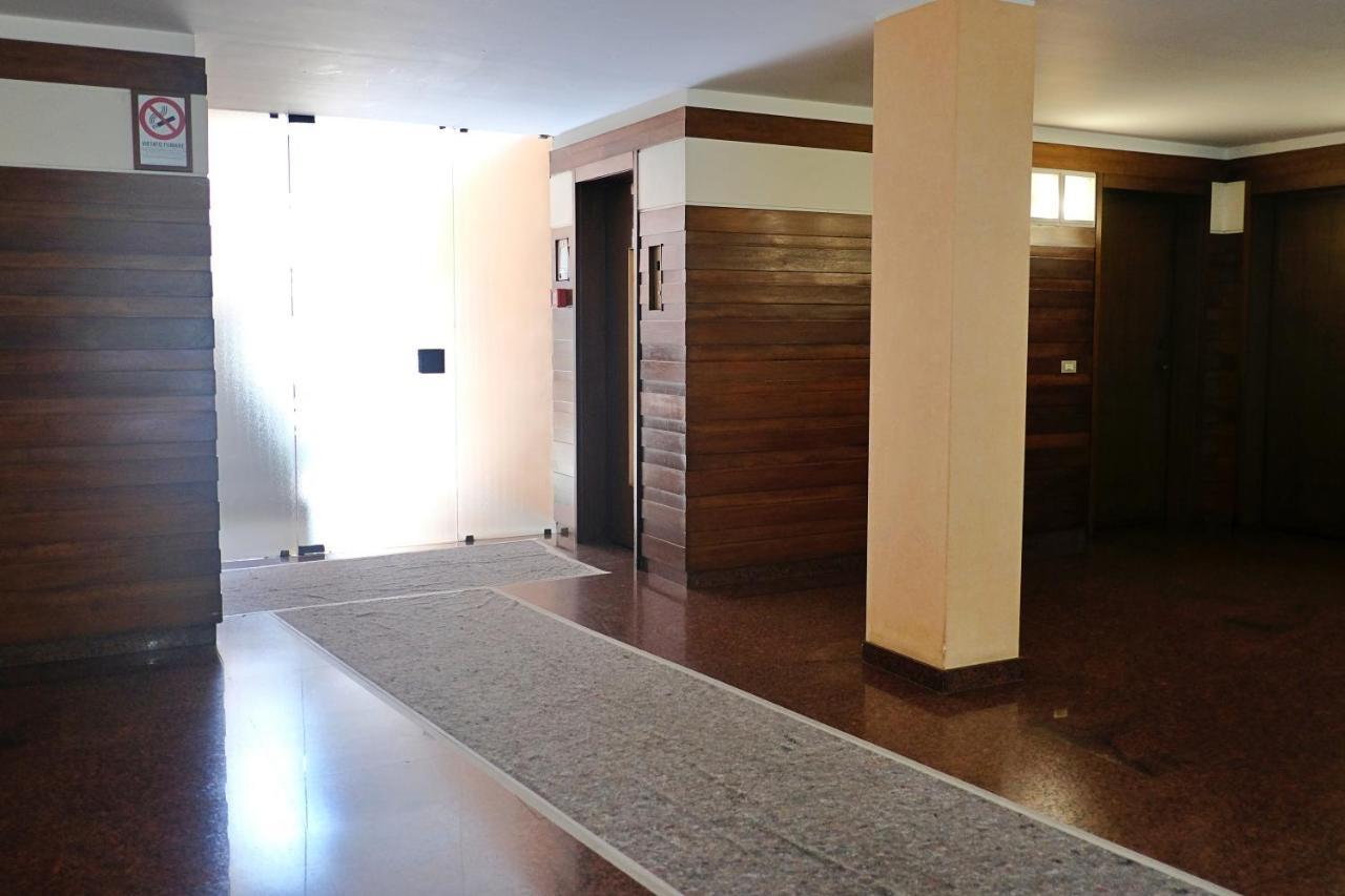 Best Way Rent - Elegante Loft Con Terrazzo Milano Exteriör bild